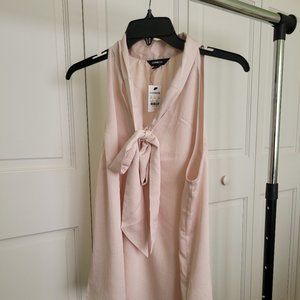 NWT Express Champagne Tie Shirt, size L